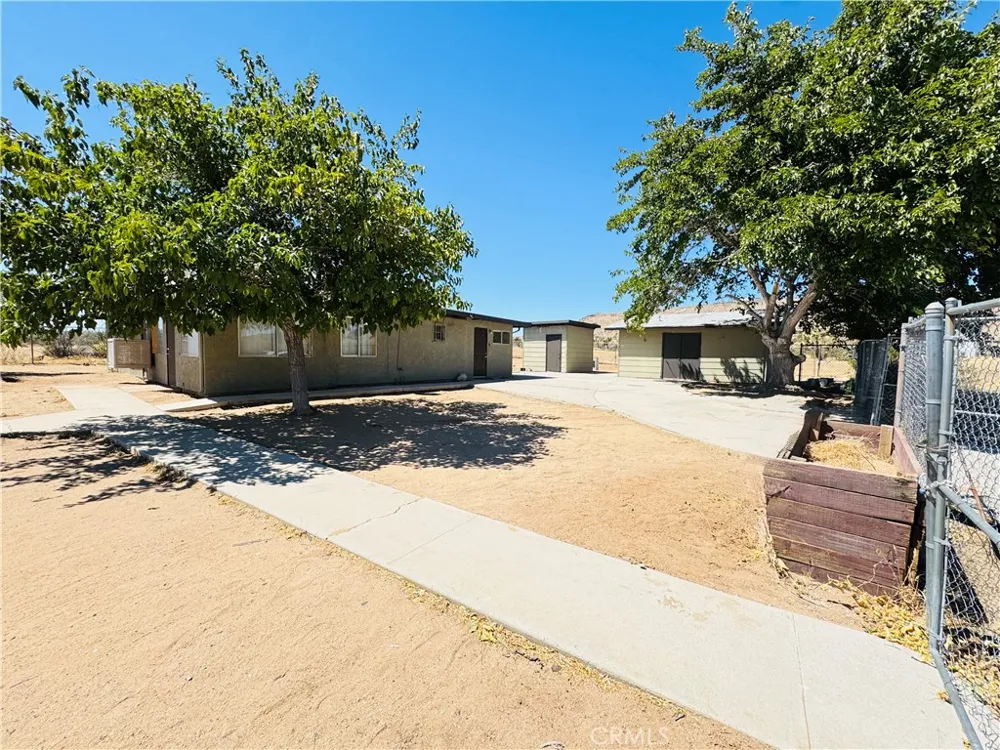 56677 Sunset Drive Yucca Valley, CA 92284