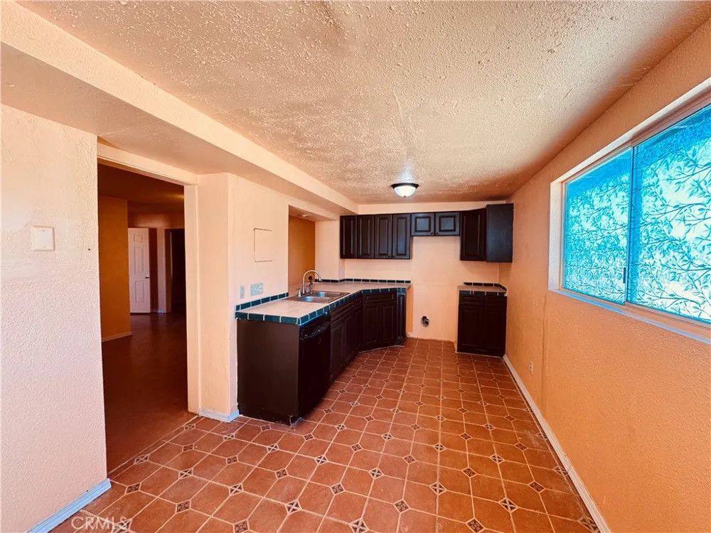 56677 Sunset Drive Yucca Valley, CA 92284