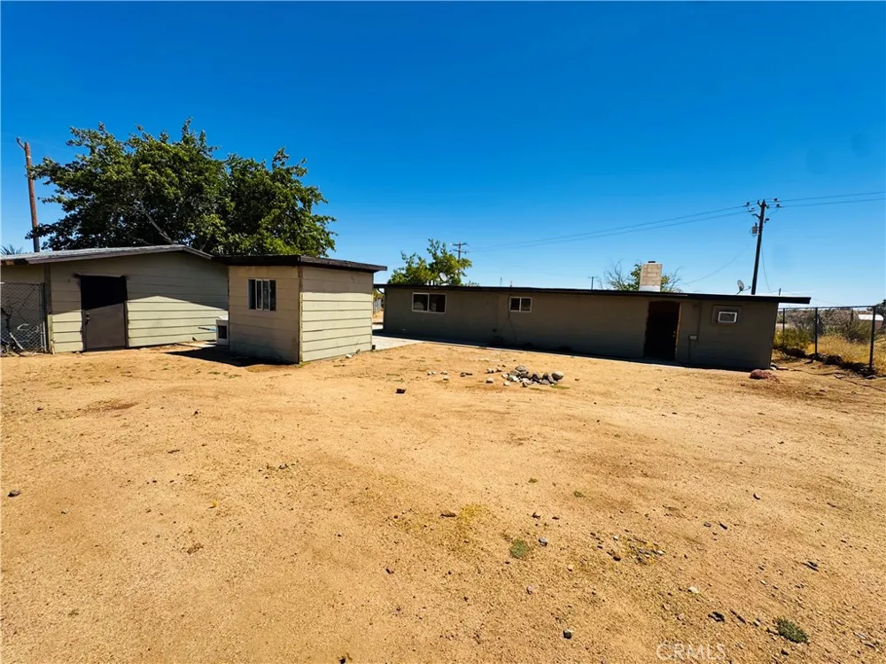 56677 Sunset Drive Yucca Valley, CA 92284