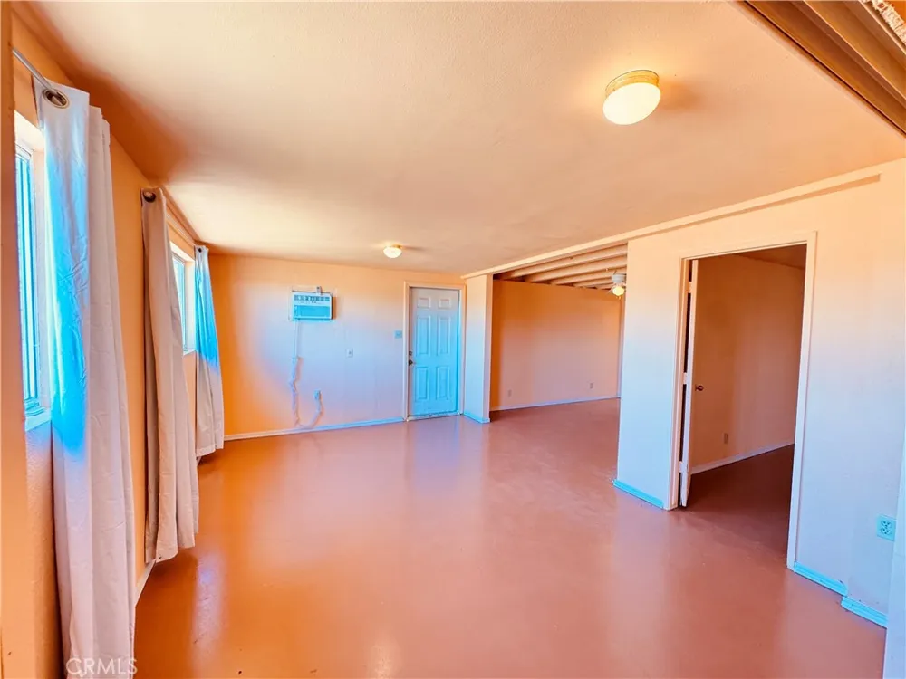56677 Sunset Drive Yucca Valley, CA 92284