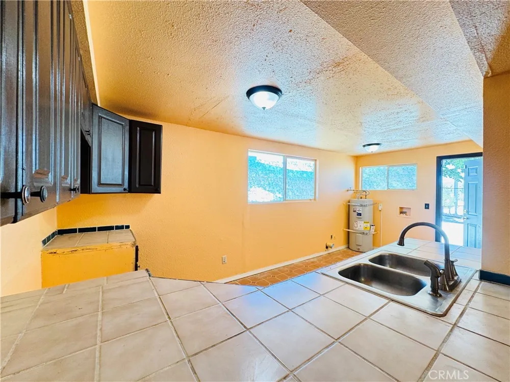 56677 Sunset Drive Yucca Valley, CA 92284