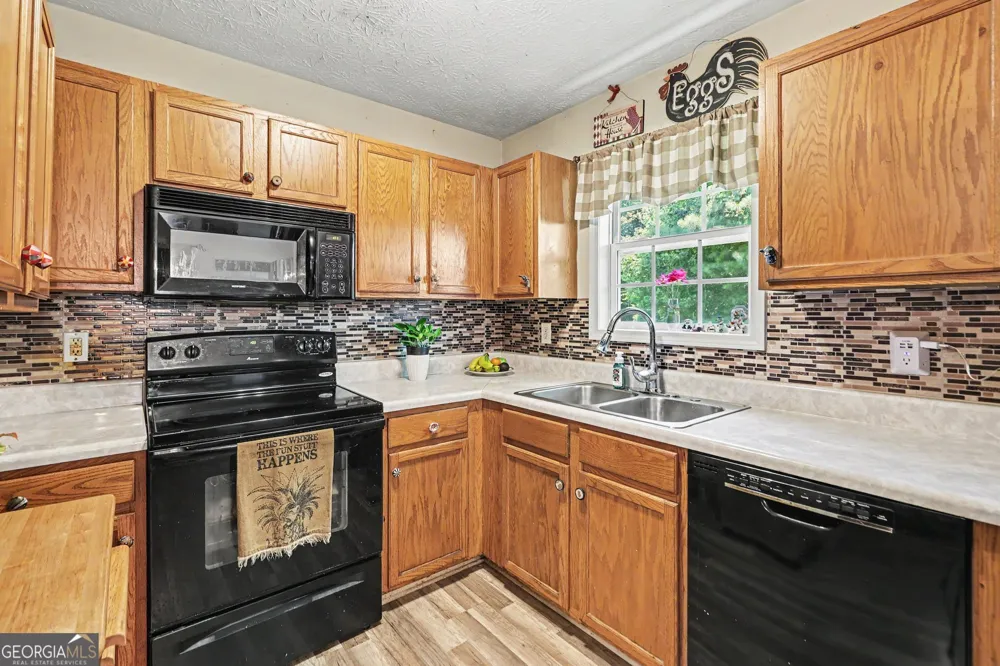 205 Jacob TRL Rockmart, GA 30153