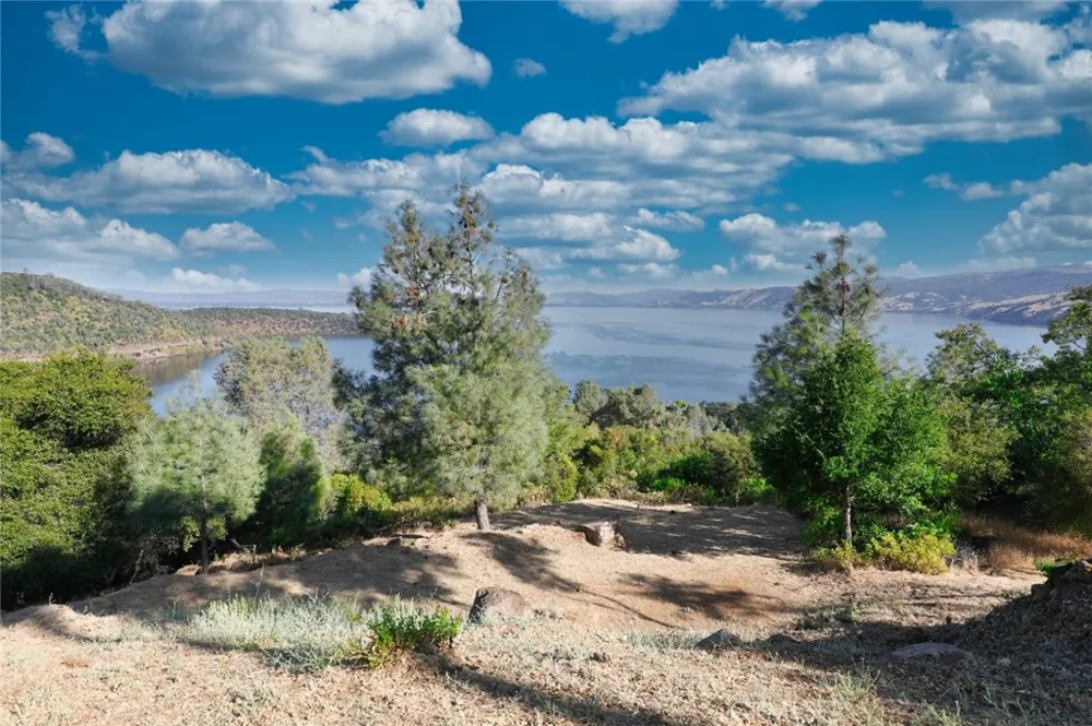 3279 Westridge Kelseyville, CA 95451