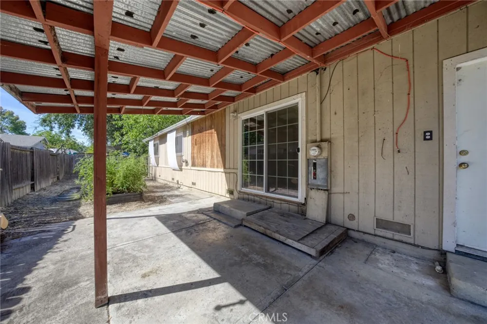 1021 2nd Street Lakeport, CA 95453