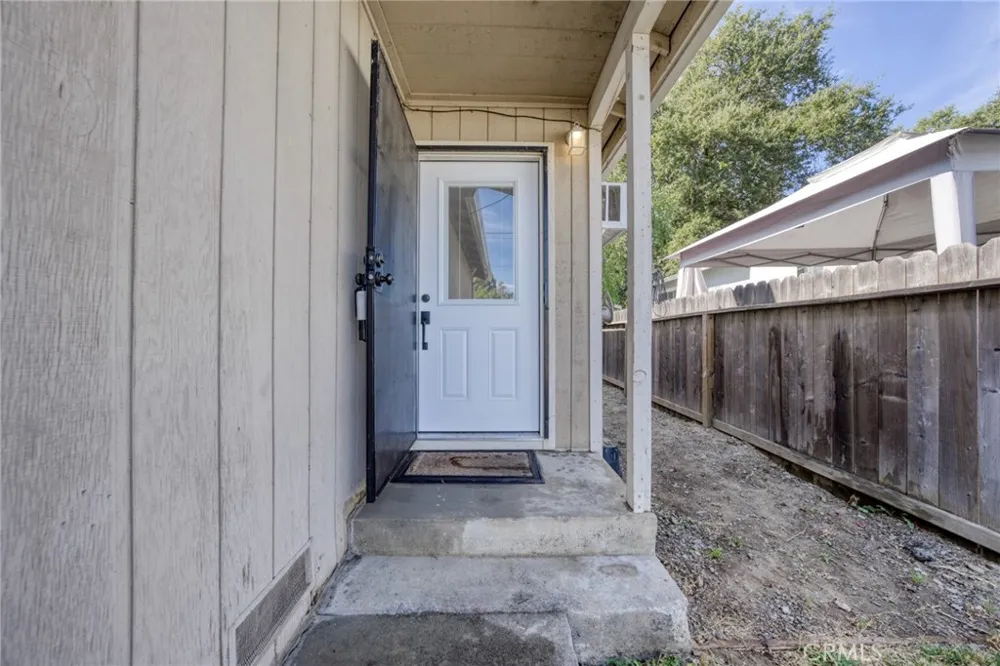 1021 2nd Street Lakeport, CA 95453