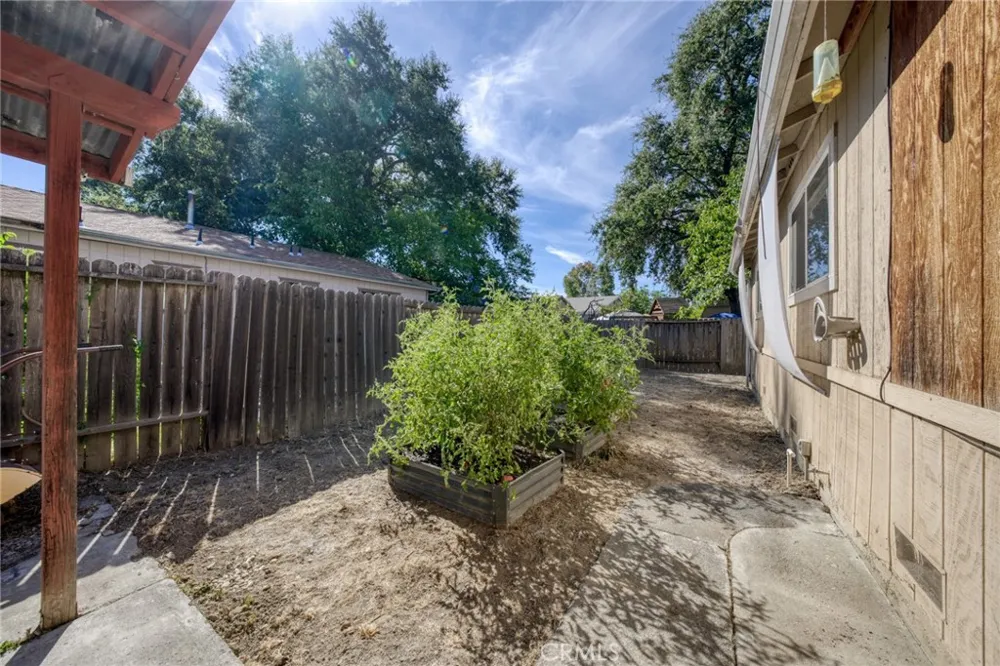 1021 2nd Street Lakeport, CA 95453