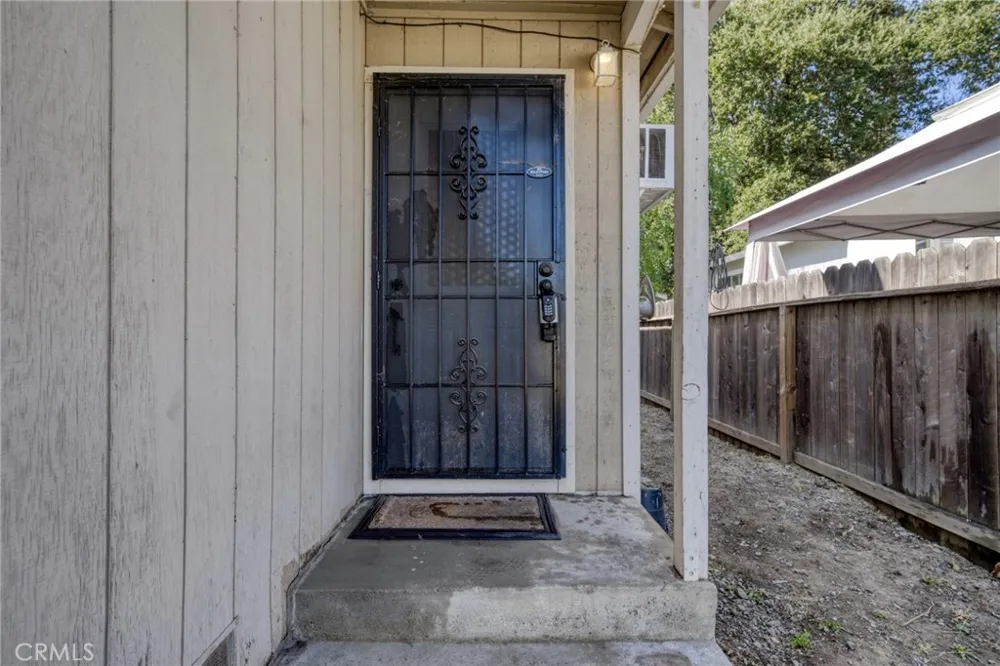 1021 2nd Street Lakeport, CA 95453