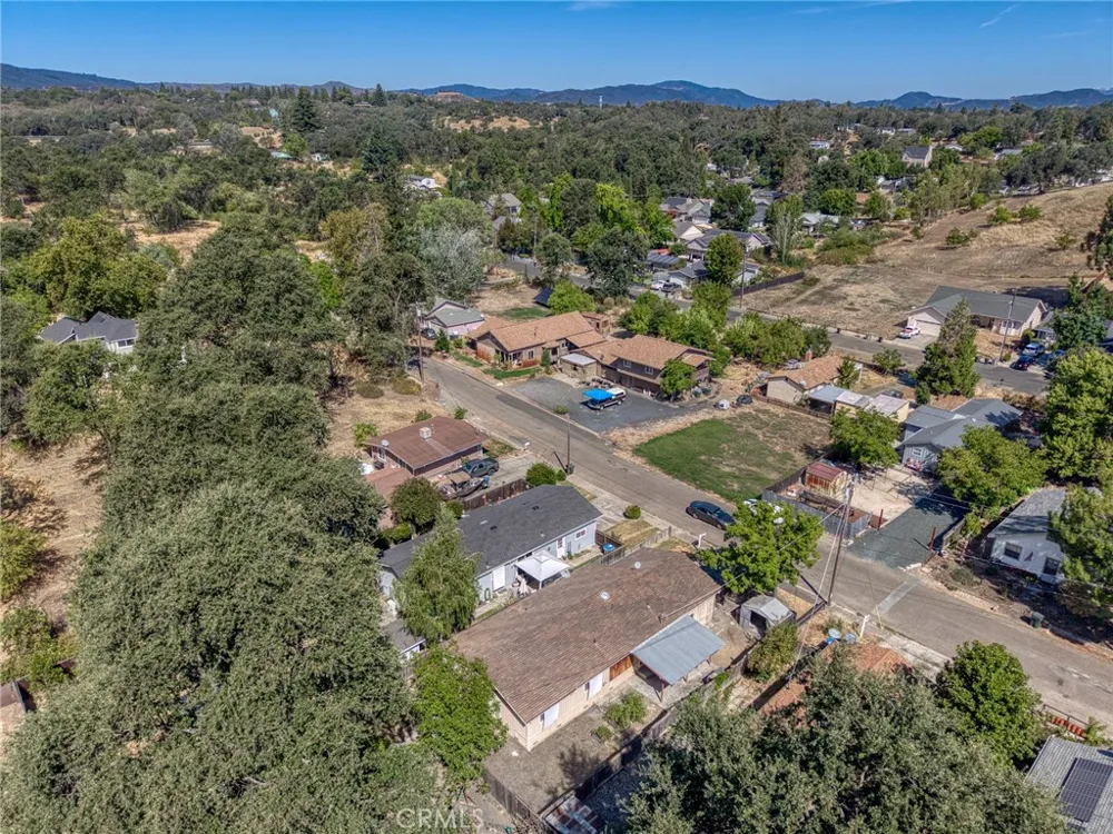 1021 2nd Street Lakeport, CA 95453