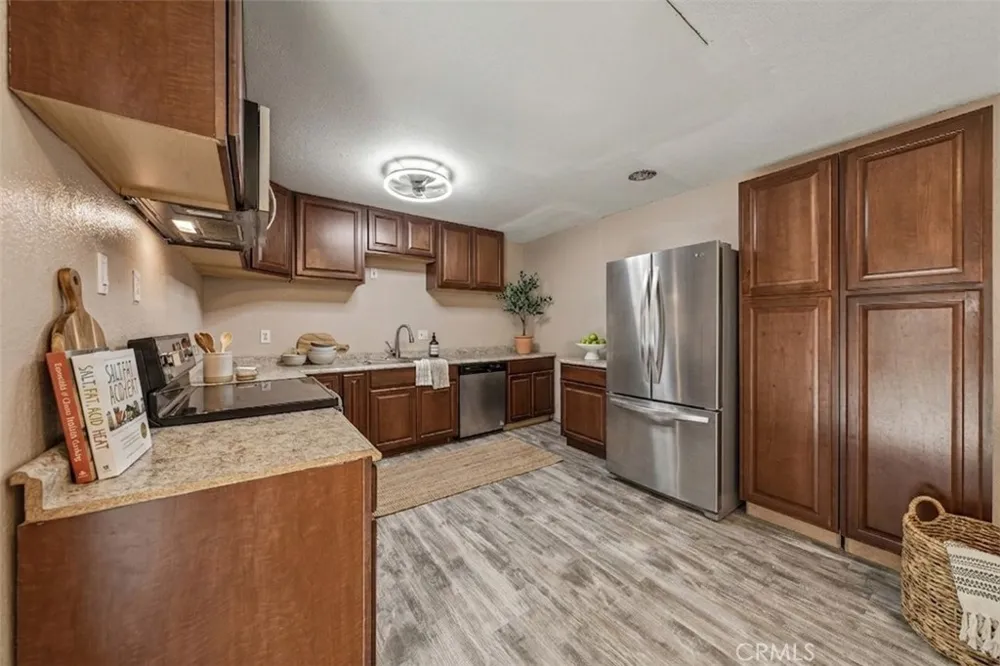 1021 2nd Street Lakeport, CA 95453