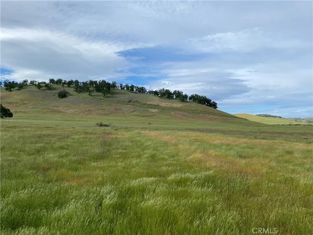 2730 Smith Lane Clearlake, CA 95422