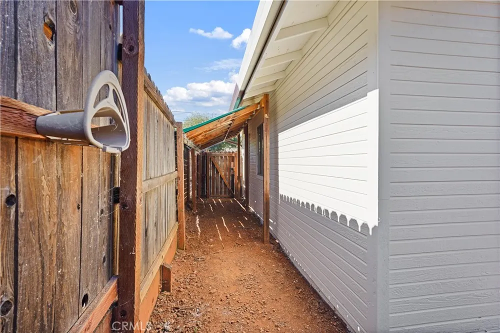 9960 El Dorado Kelseyville, CA 95451