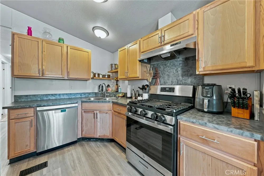 30 Helena Lakeport, CA 95453