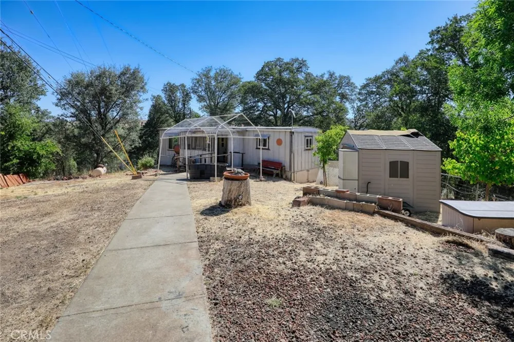 16973 Big Bear Lower Lake, CA 95457