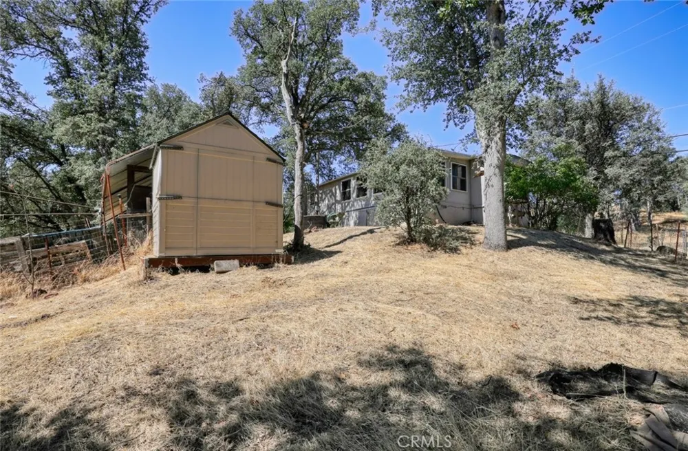 16973 Big Bear Lower Lake, CA 95457