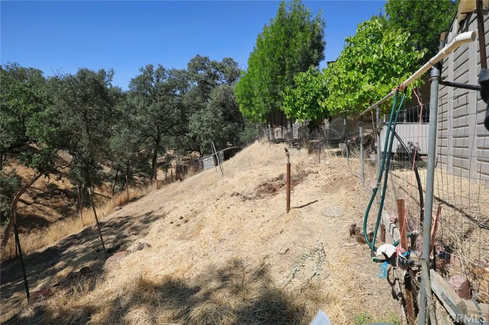 16973 Big Bear Lower Lake, CA 95457