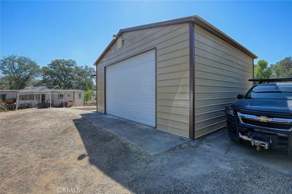 16973 Big Bear Lower Lake, CA 95457