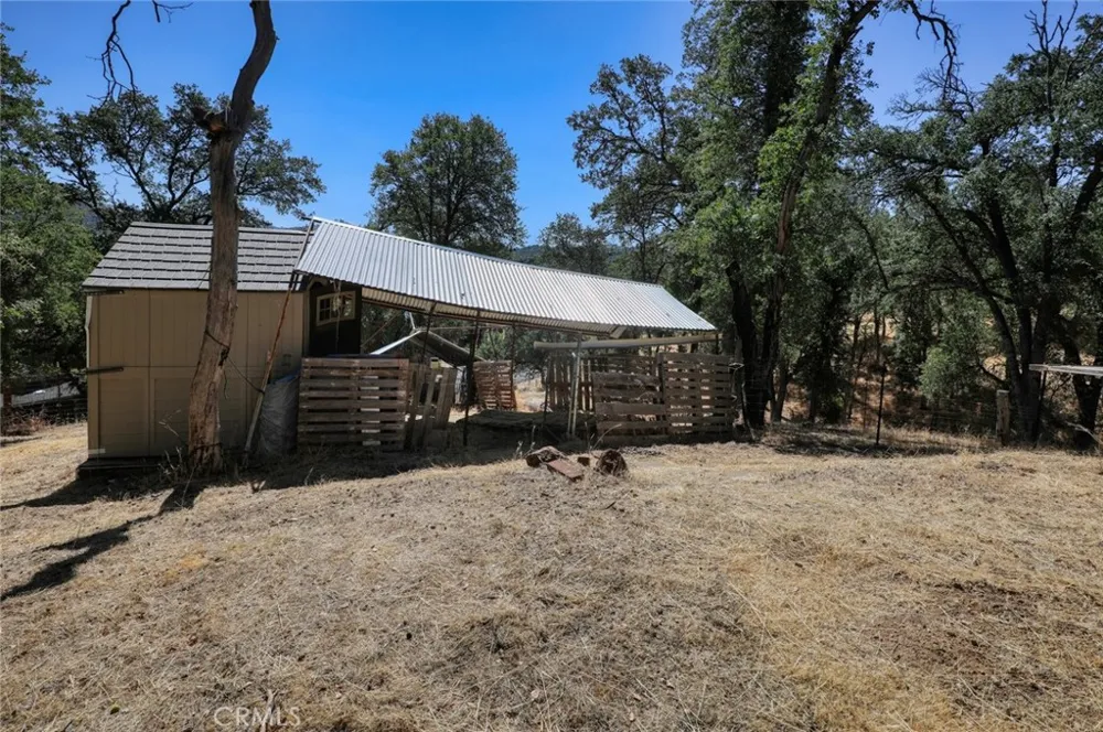 16973 Big Bear Lower Lake, CA 95457