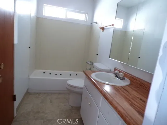 6258 5th Avenue Lucerne, CA 95458