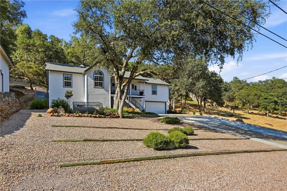 19468 Park Ridge Road Hidden Valley Lake, CA 95467