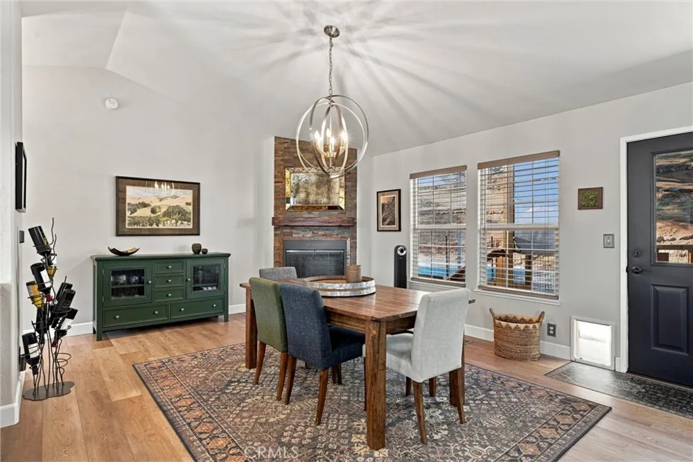 19468 Park Ridge Road Hidden Valley Lake, CA 95467