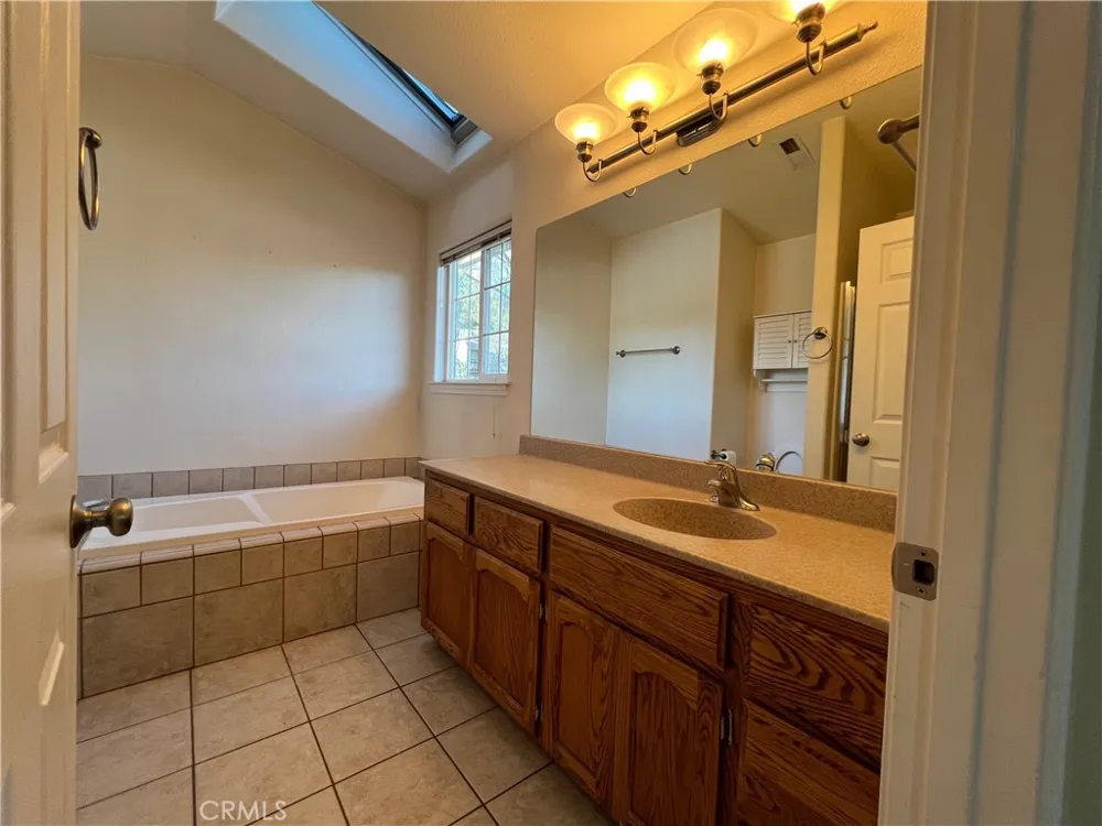 15642 Little Peak Hidden Valley Lake, CA 95467