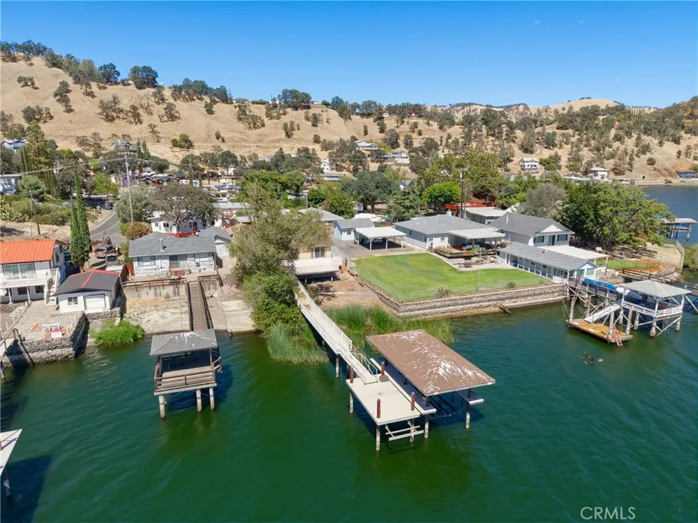 12915 Plumas Clearlake, CA 95422