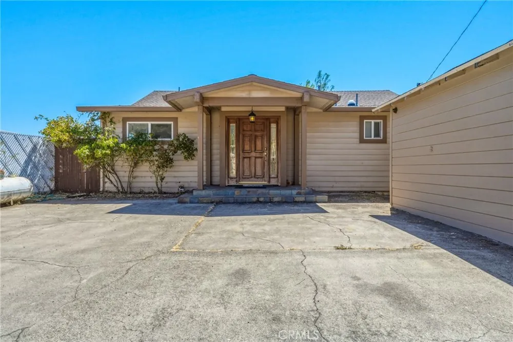 12915 Plumas Clearlake, CA 95422