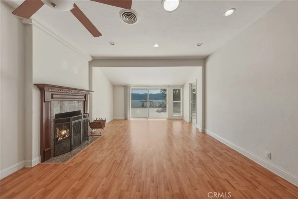 12915 Plumas Clearlake, CA 95422