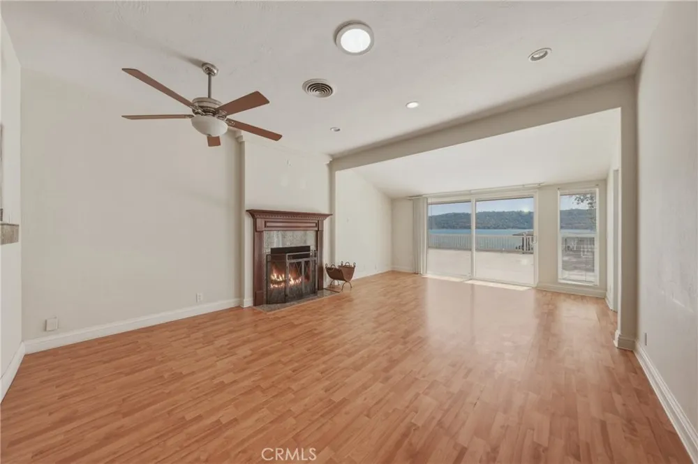 12915 Plumas Clearlake, CA 95422