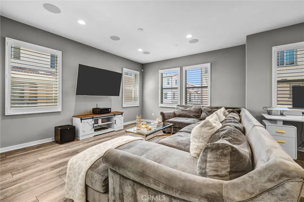 108 High Meadow Lake Forest, CA 92610