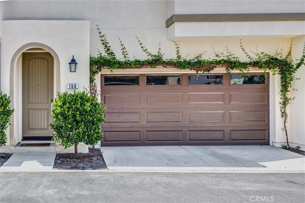 108 High Meadow Lake Forest, CA 92610