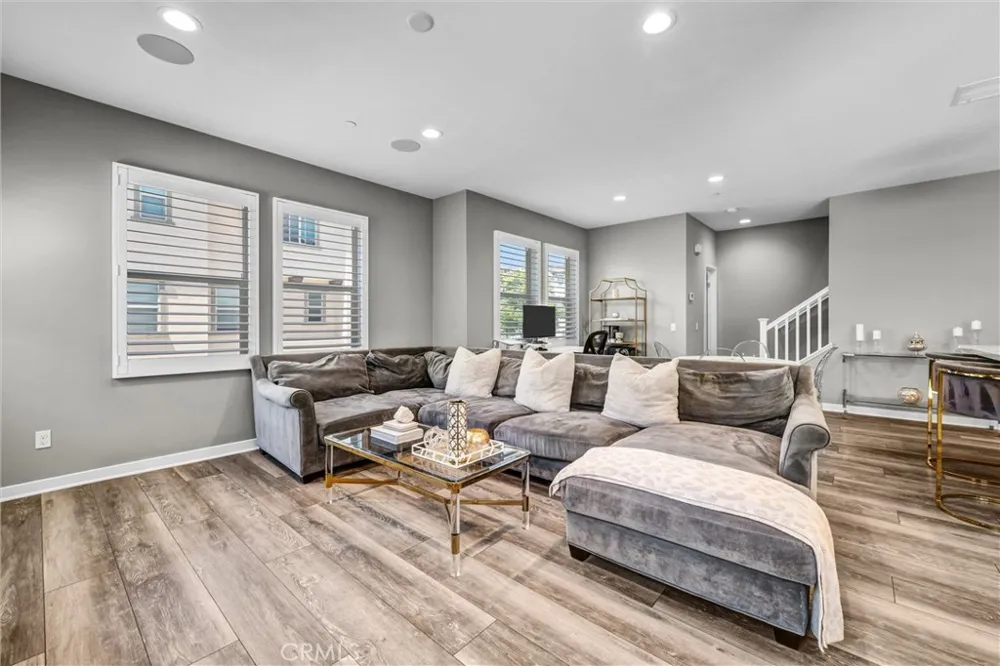 108 High Meadow Lake Forest, CA 92610