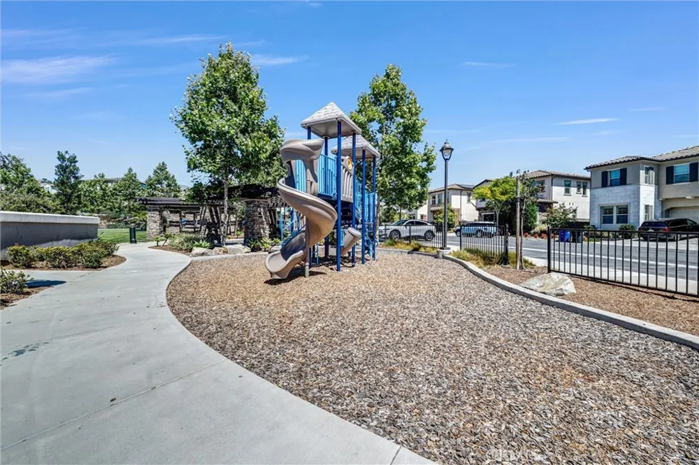 108 High Meadow Lake Forest, CA 92610