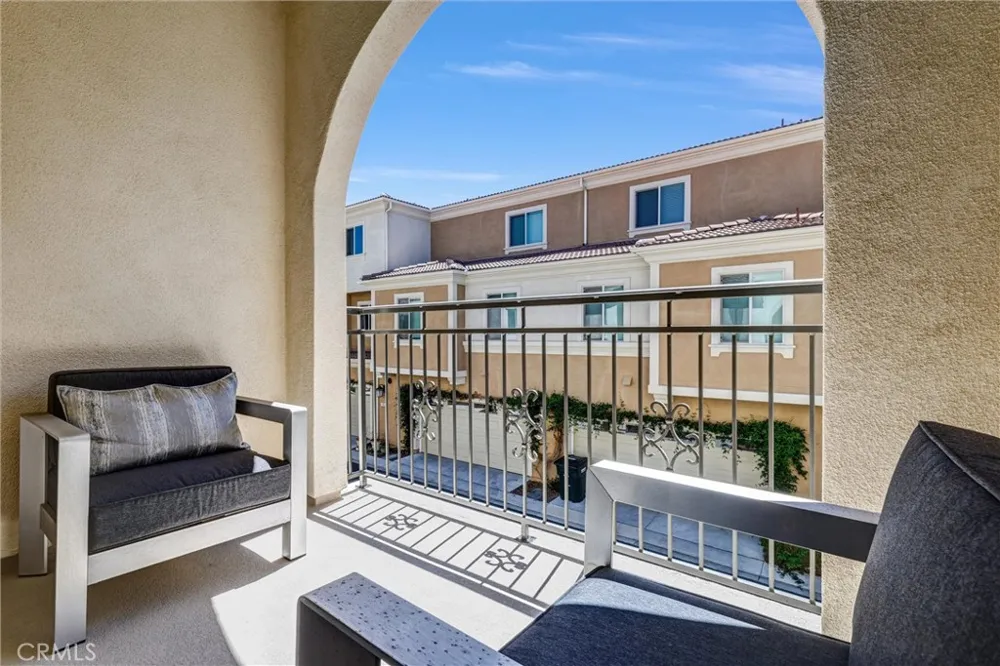 108 High Meadow Lake Forest, CA 92610