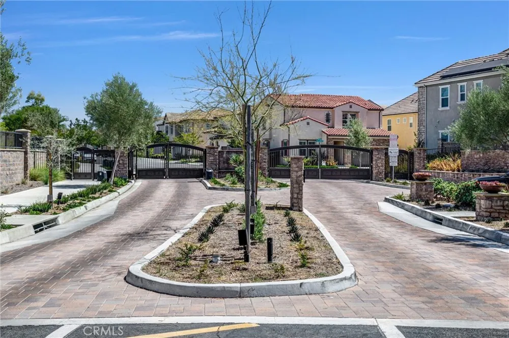 108 High Meadow Lake Forest, CA 92610