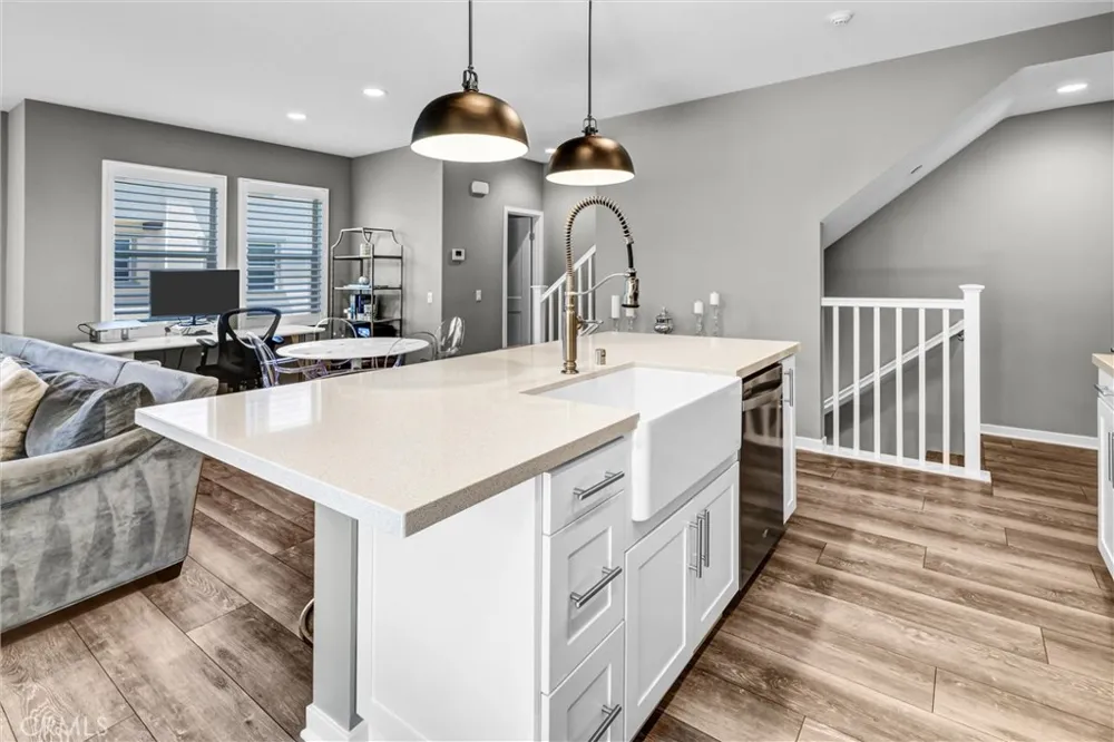 108 High Meadow Lake Forest, CA 92610