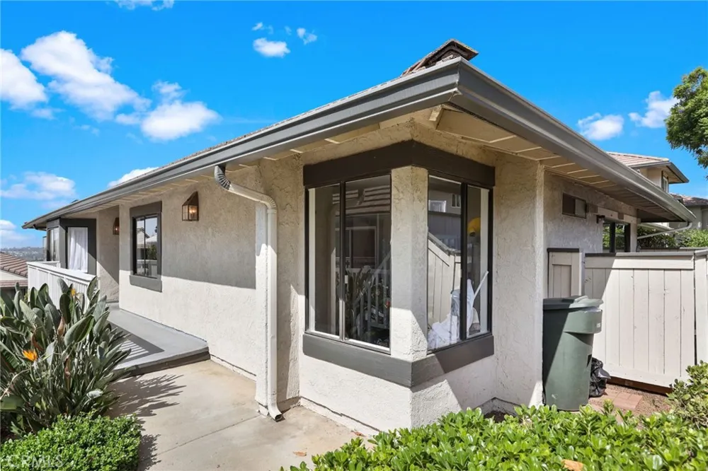 2475 Woodfield Brea, CA 92821
