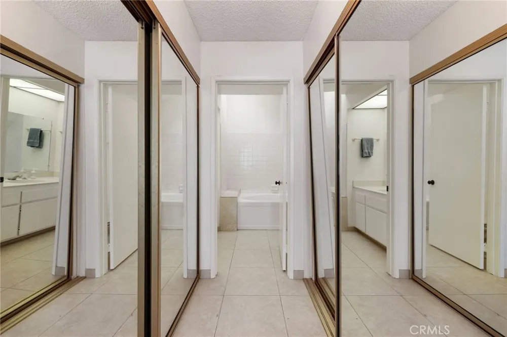 2475 Woodfield Brea, CA 92821