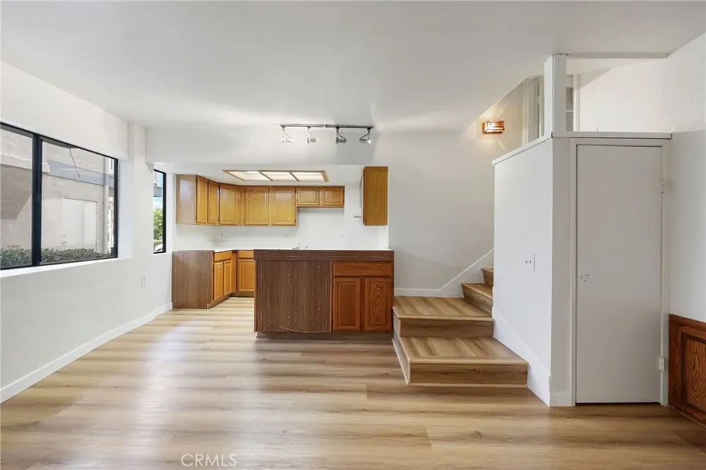 2475 Woodfield Brea, CA 92821