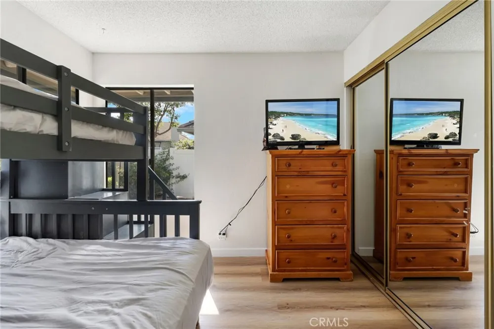 2475 Woodfield Brea, CA 92821