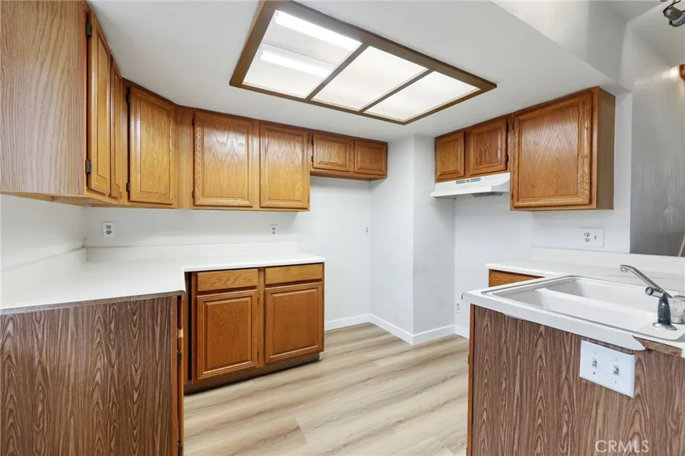 2475 Woodfield Brea, CA 92821
