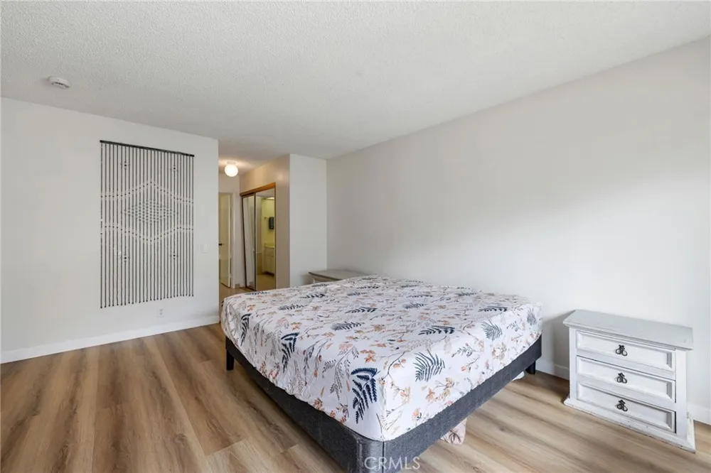 2475 Woodfield Brea, CA 92821