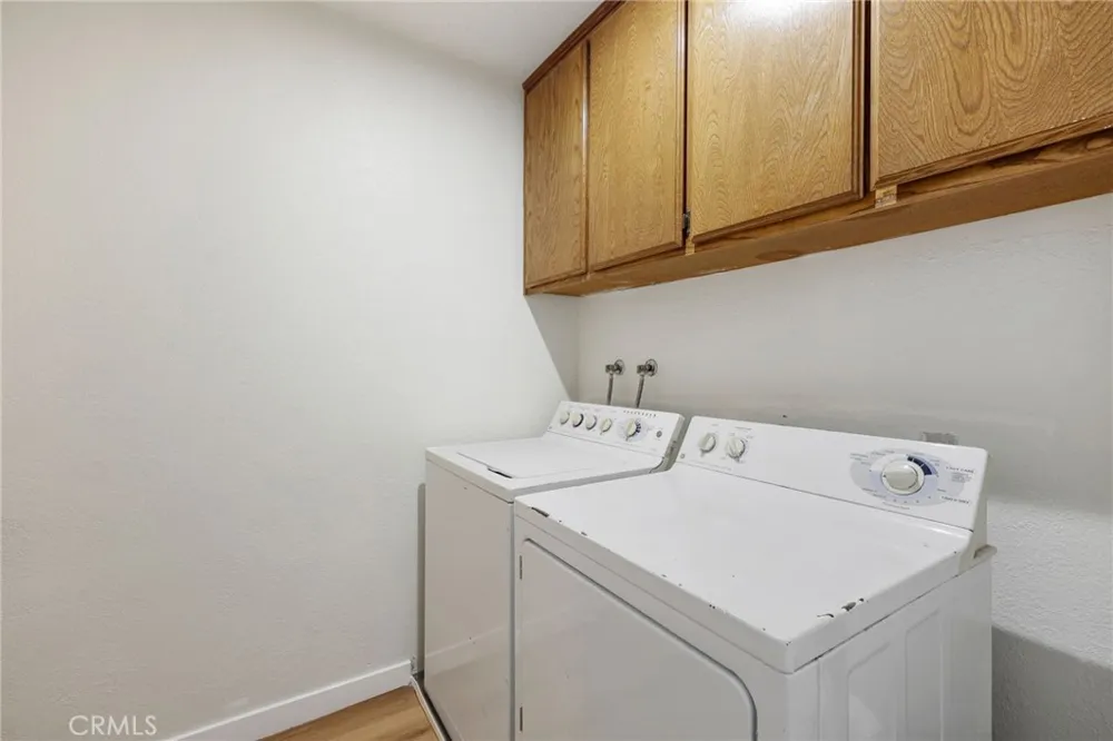 2475 Woodfield Brea, CA 92821