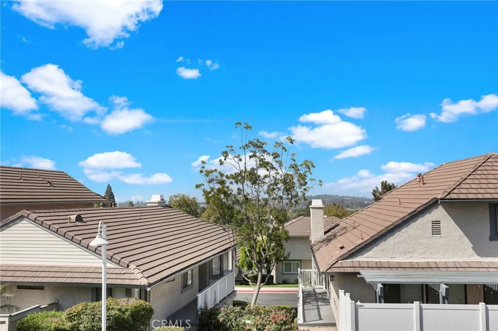 2475 Woodfield Brea, CA 92821