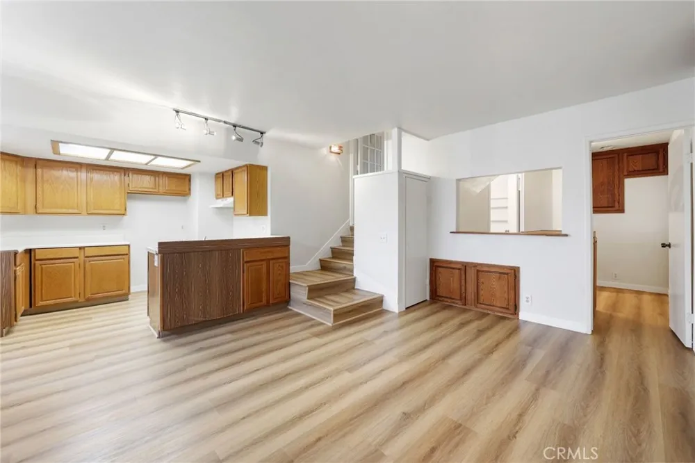 2475 Woodfield Brea, CA 92821