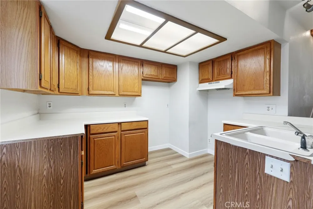 2475 Woodfield Brea, CA 92821