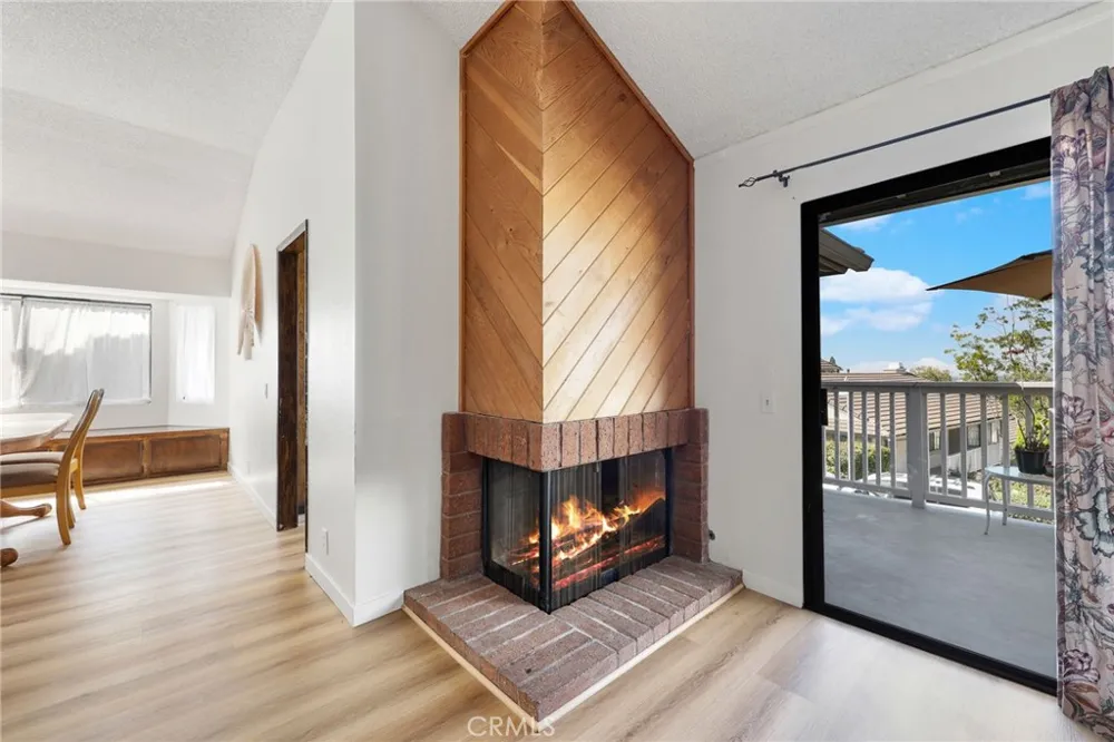 2475 Woodfield Brea, CA 92821