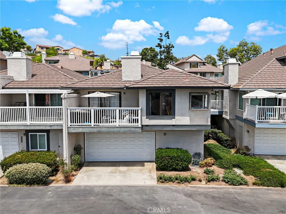 2475 Woodfield Brea, CA 92821