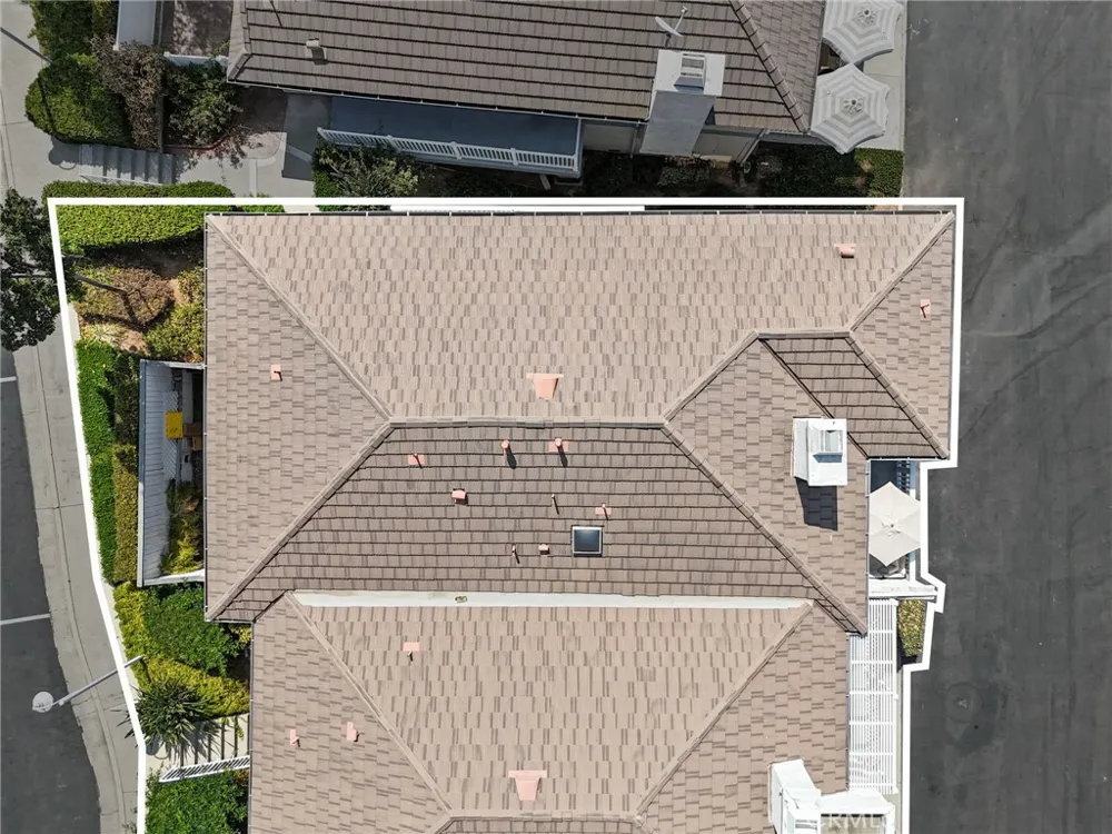 2475 Woodfield Brea, CA 92821