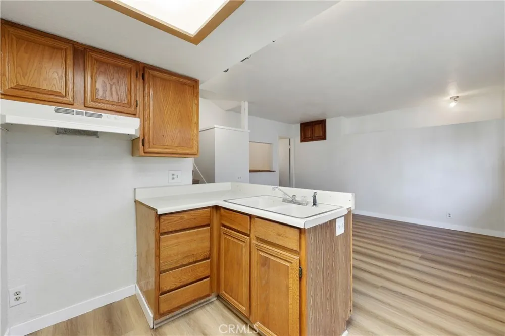 2475 Woodfield Brea, CA 92821